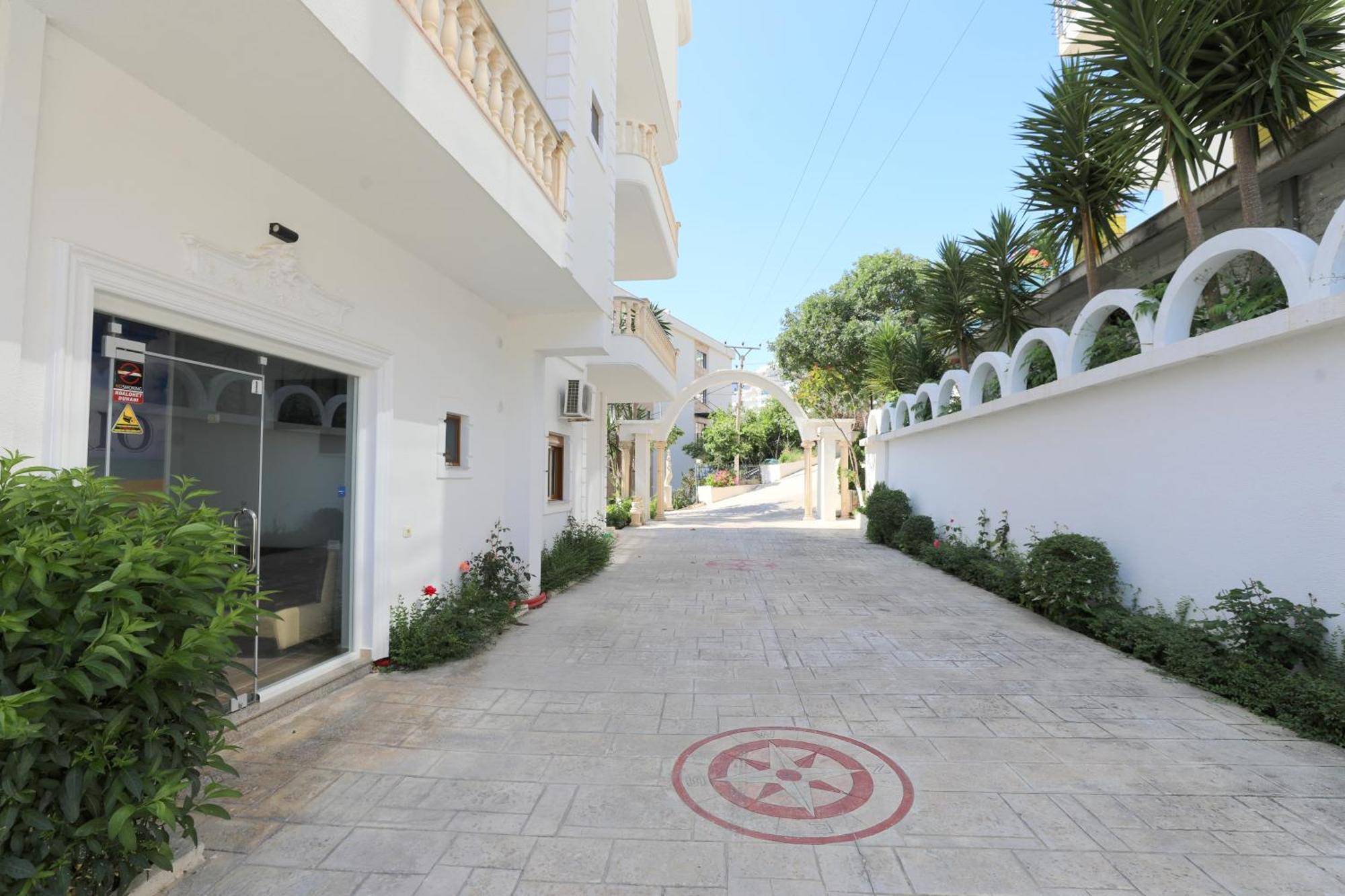 Apartments Romario Saranda Extérieur photo