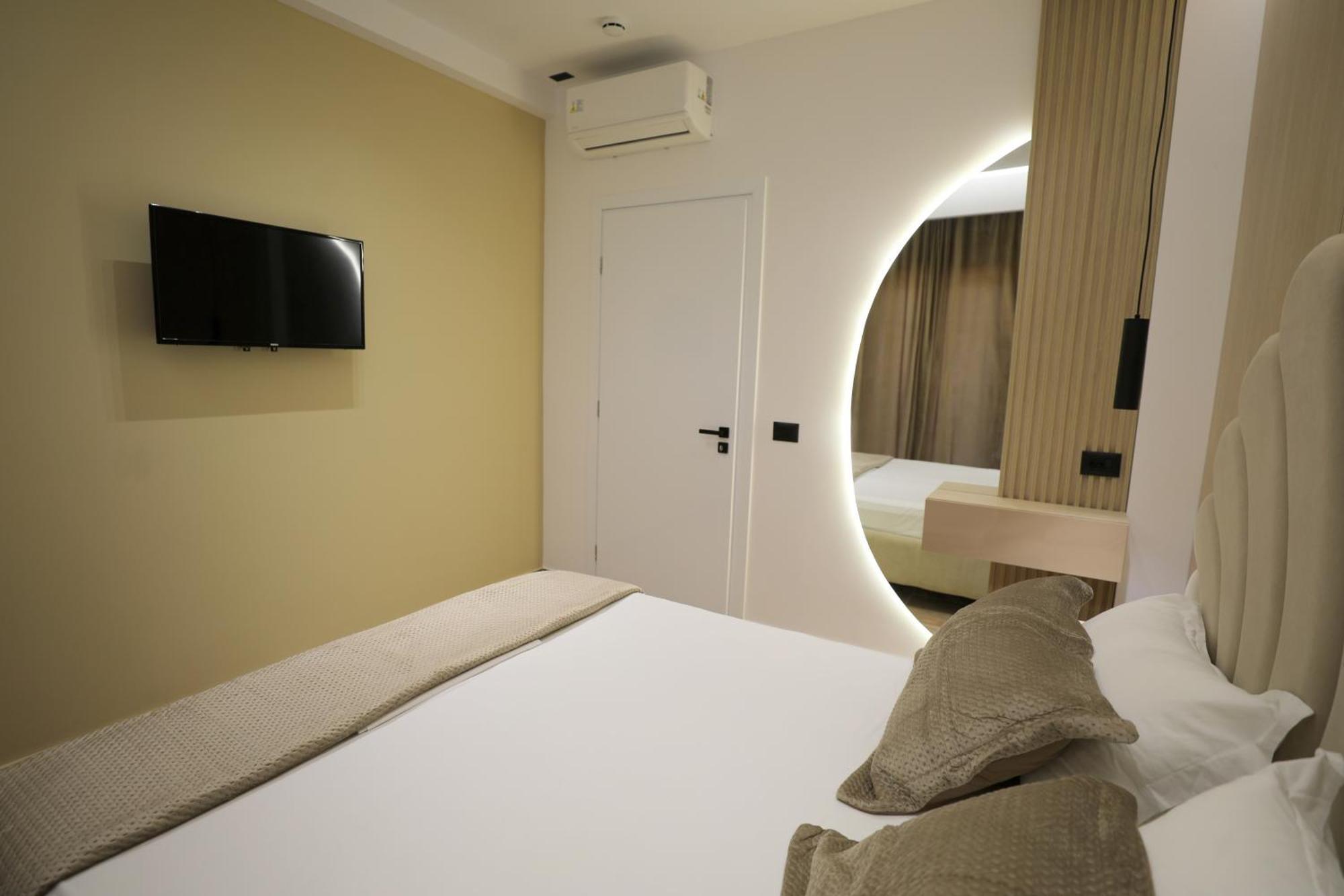 Apartments Romario Saranda Extérieur photo